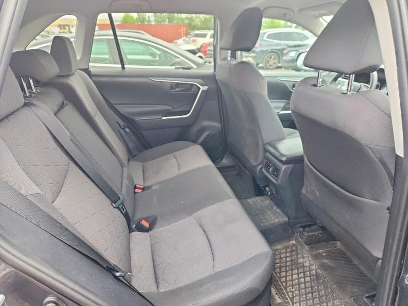 2019 TOYOTA RAV4 LE 11