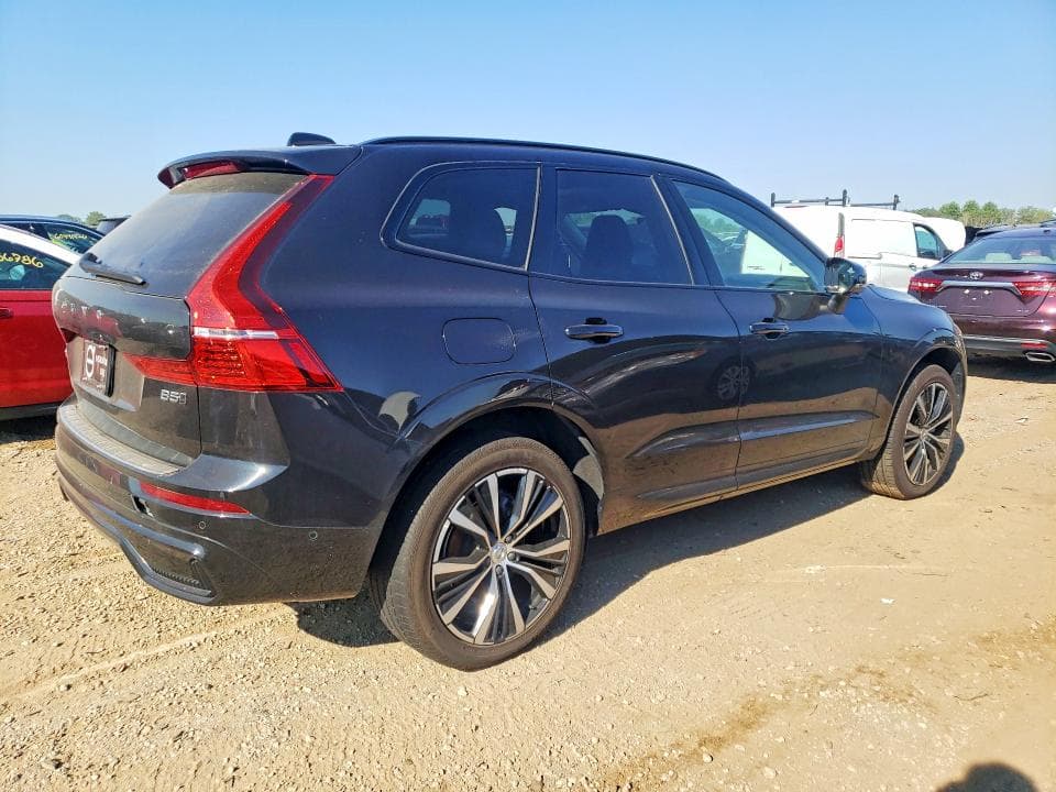 2024 VOLVO XC60 PLUS PLUS 3