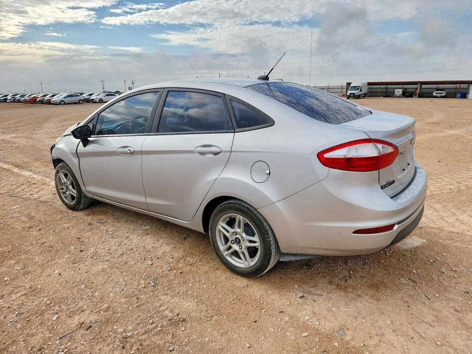 2018 FORD FIESTA SE 2