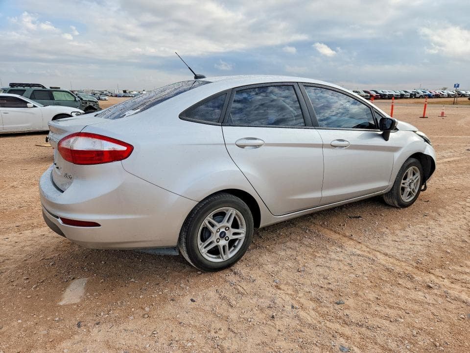 2018 FORD FIESTA SE 3