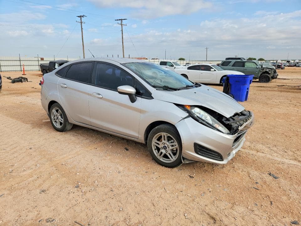 2018 FORD FIESTA SE 4