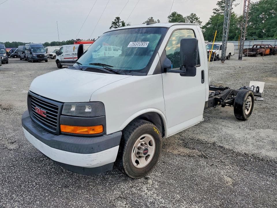 2020 GMC SAVANA CUTAWAY G3500 - 1