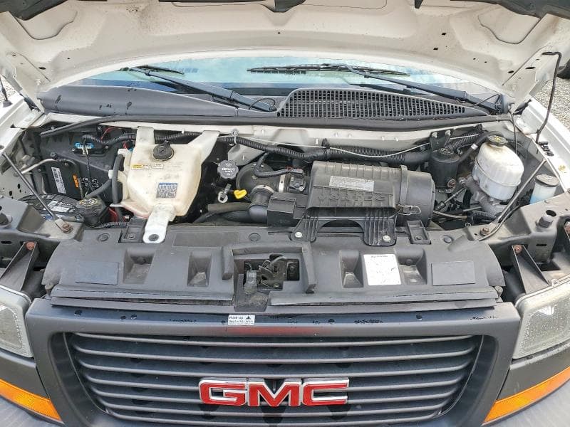 2020 GMC SAVANA CUTAWAY G3500 11