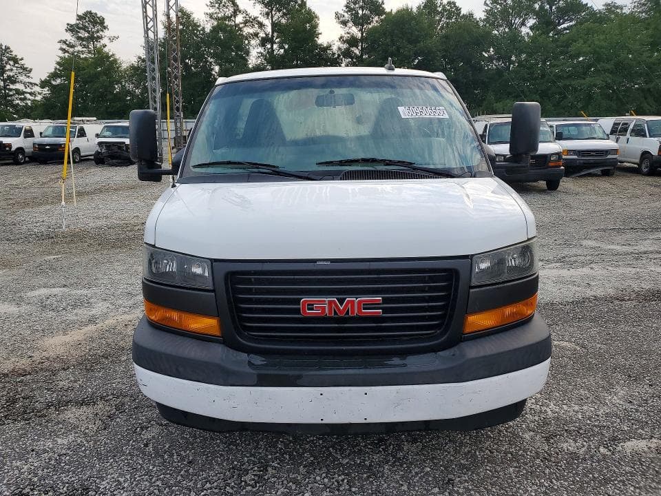 2020 GMC SAVANA CUTAWAY G3500 5