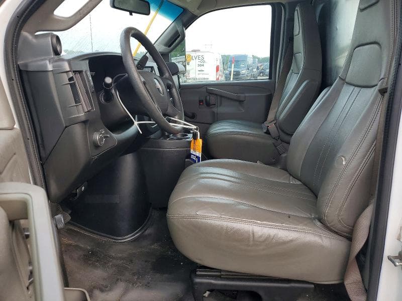 2020 GMC SAVANA CUTAWAY G3500 7