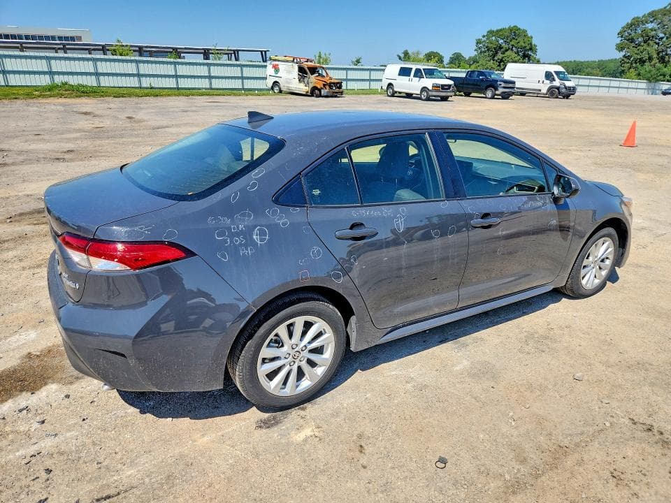 2024 TOYOTA COROLLA HYBRID LE 3