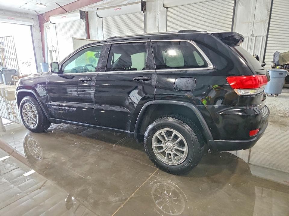 2018 JEEP GRAND CHEROKEE LAREDO 2