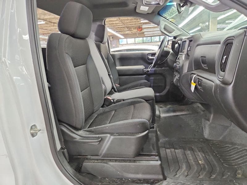 2025 CHEVROLET SILVERADO C1500 10