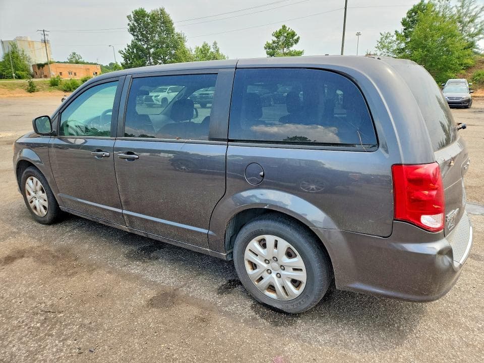 2018 DODGE GRAND CARAVAN SE 2