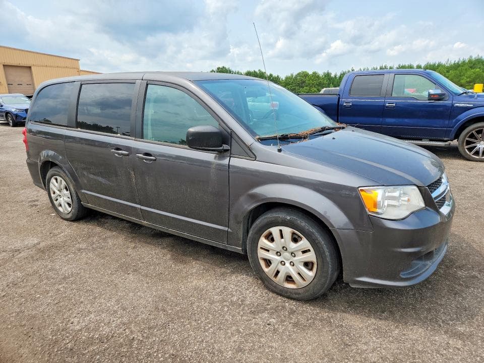 2018 DODGE GRAND CARAVAN SE 4