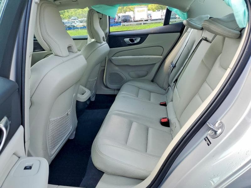 2025 VOLVO S60 PLUS 10