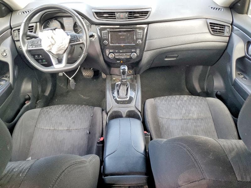2019 NISSAN ROGUE SV 8
