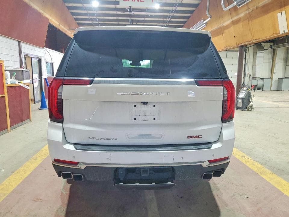 2025 GMC YUKON DENALI 6
