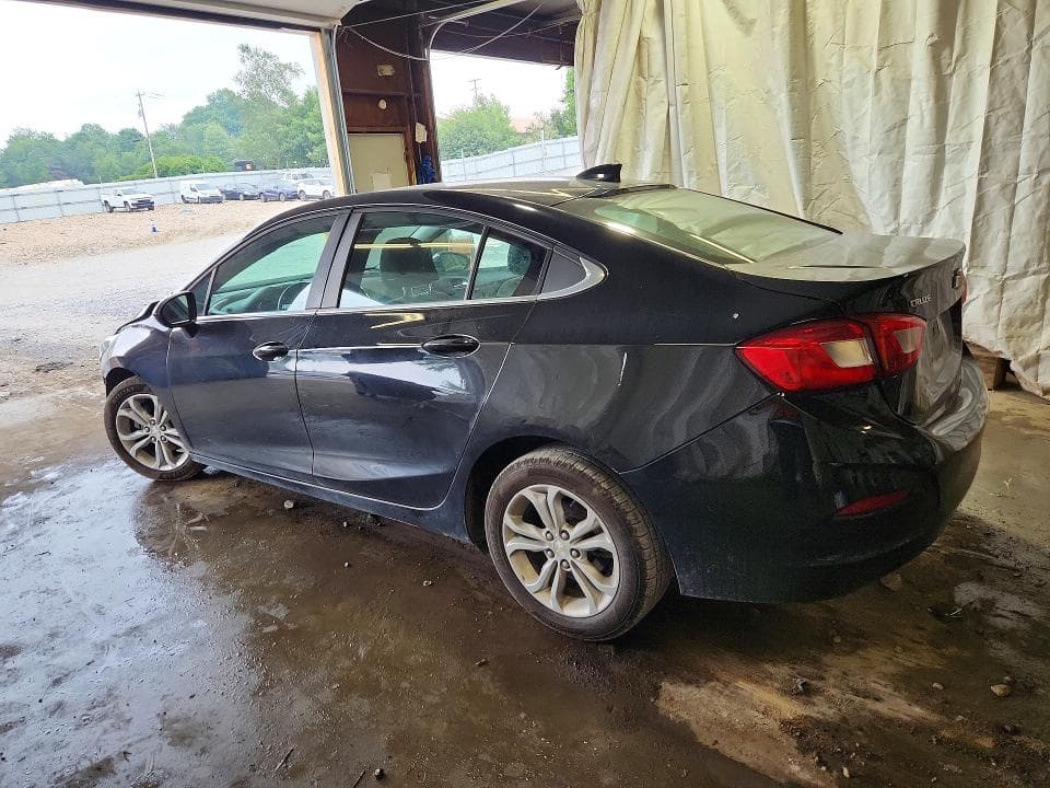 2019 CHEVROLET CRUZE LT 2