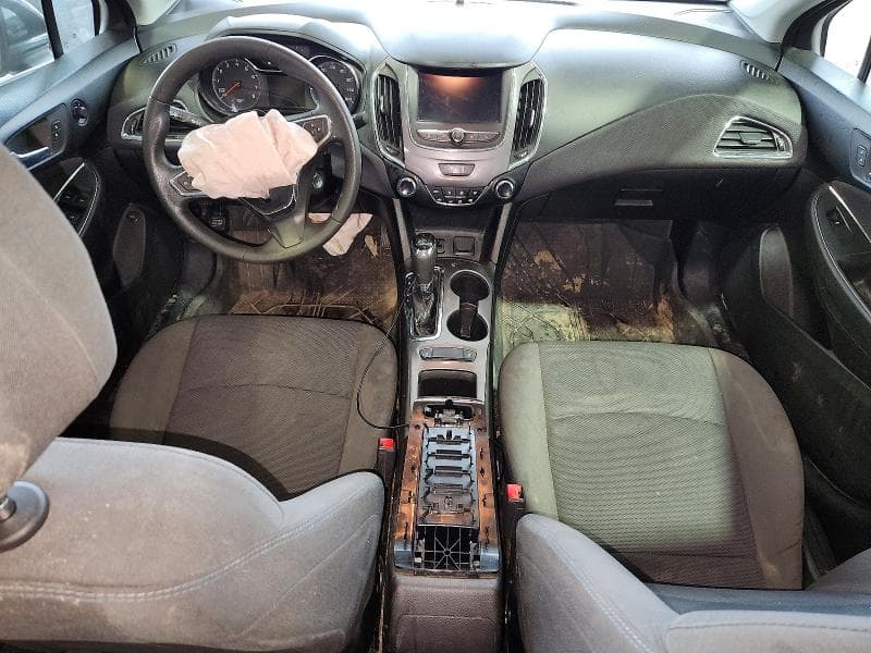 2019 CHEVROLET CRUZE LT 8