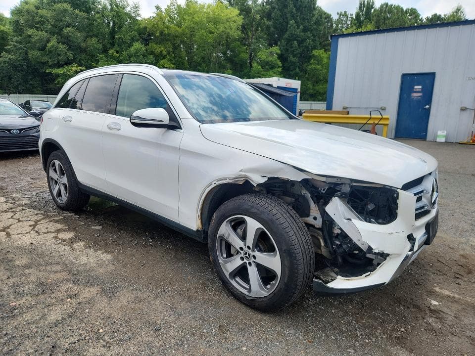 2019 MERCEDES-BENZ GLC 300 4