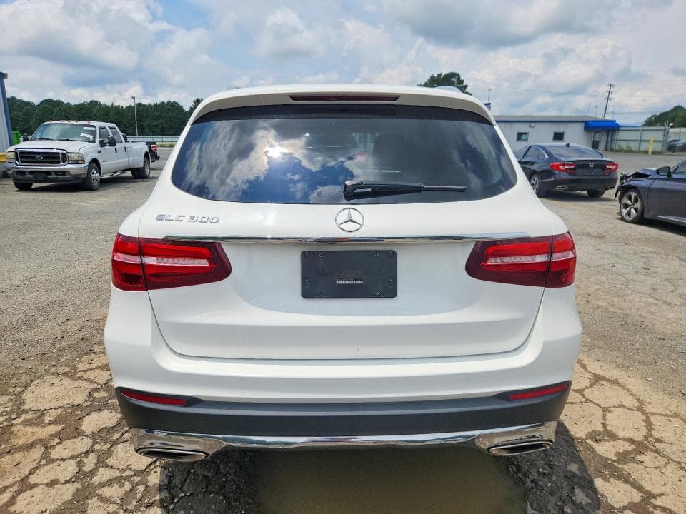 2019 MERCEDES-BENZ GLC 300 6