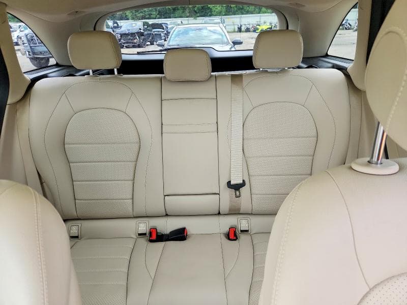 2019 MERCEDES-BENZ GLC 300 10