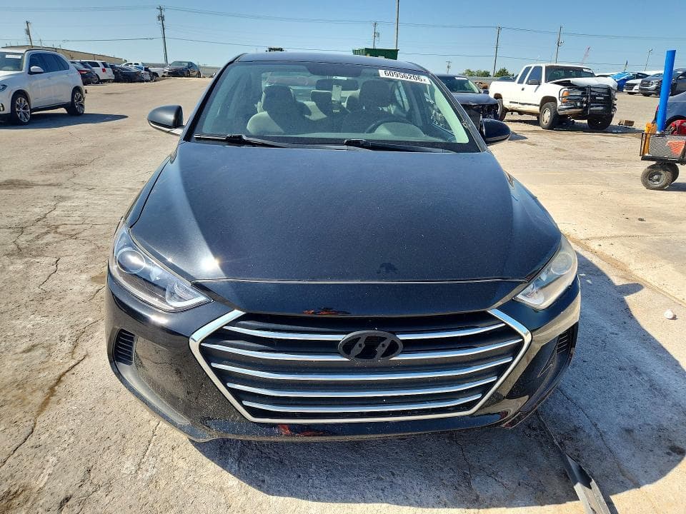 2018 HYUNDAI ELANTRA SE 5