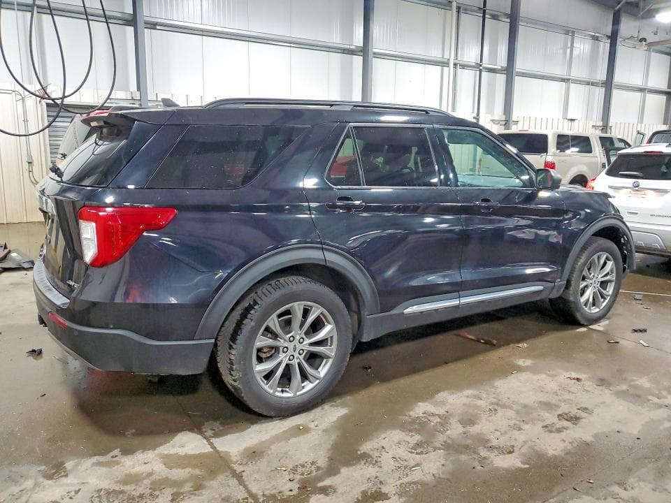 2021 FORD EXPLORER XLT 3