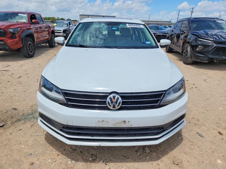 2017 VOLKSWAGEN JETTA SE 5