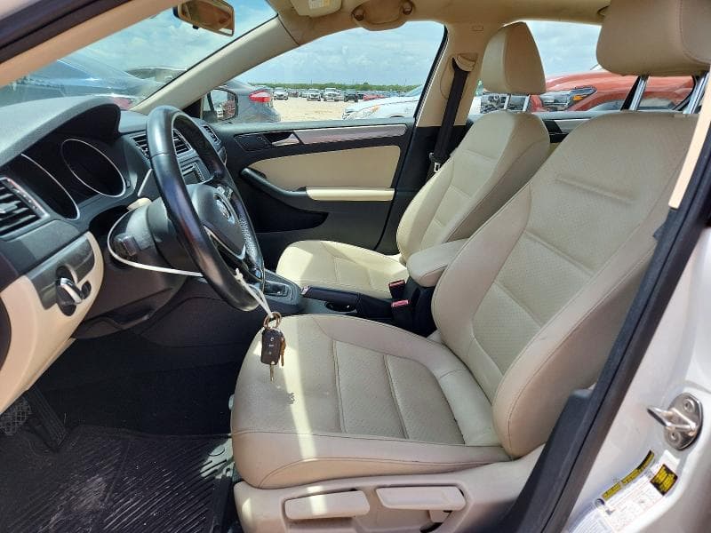 2017 VOLKSWAGEN JETTA SE 7