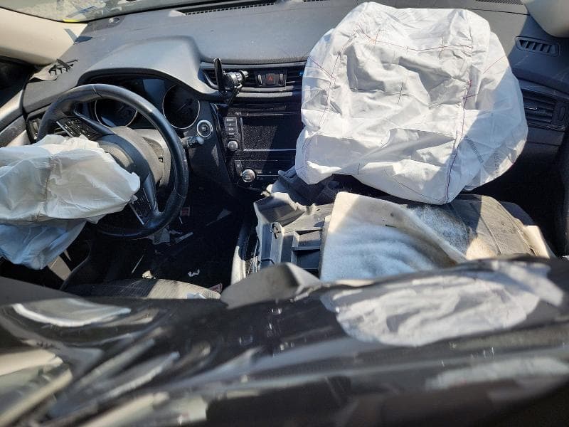 2019 NISSAN ROGUE SV 8