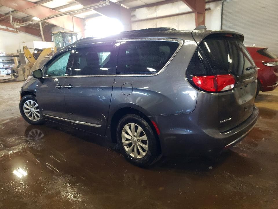 2017 CHRYSLER PACIFICA TOURING L 2
