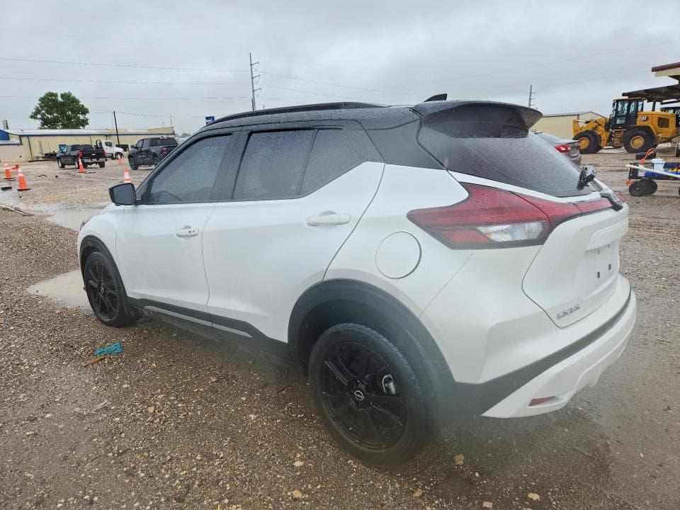 2024 NISSAN KICKS SR 2