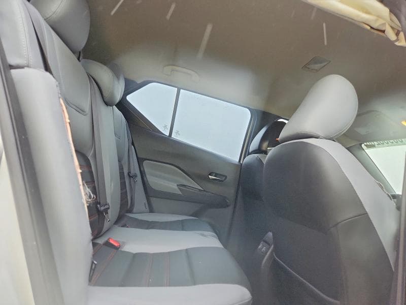 2024 NISSAN KICKS SR 11