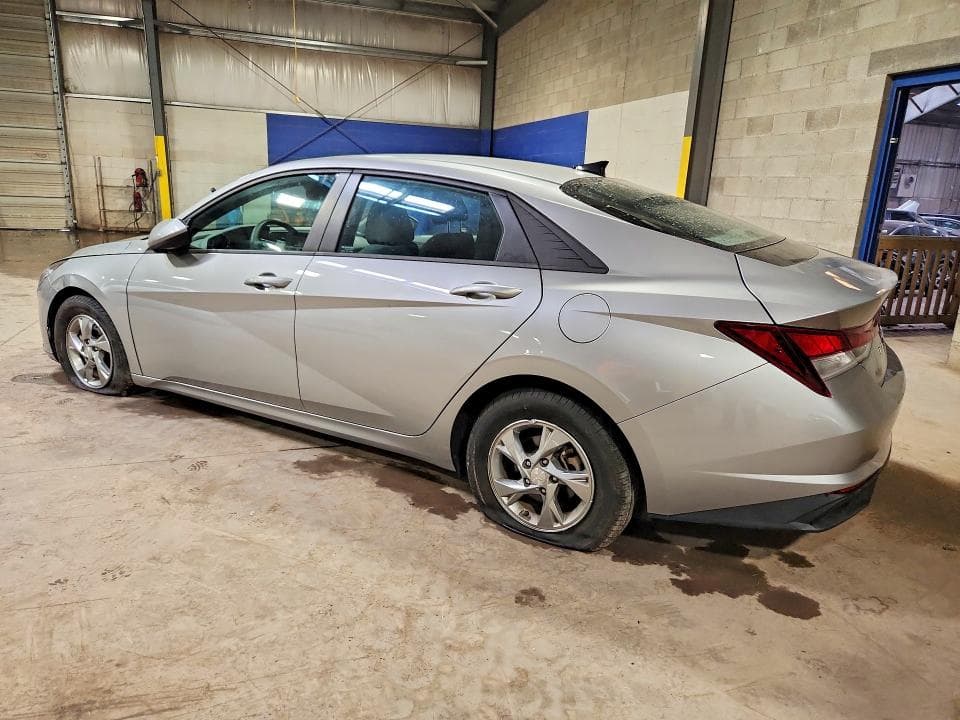 2021 HYUNDAI ELANTRA SE 2