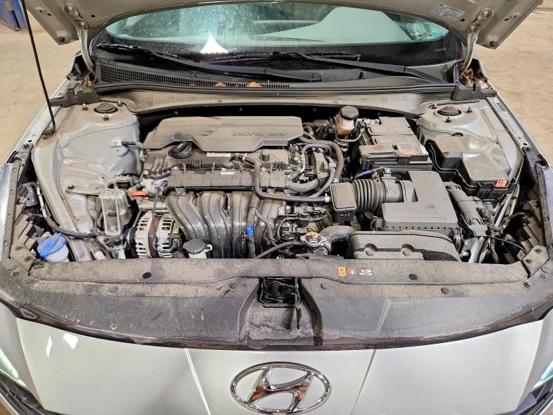 2021 HYUNDAI ELANTRA SE 11