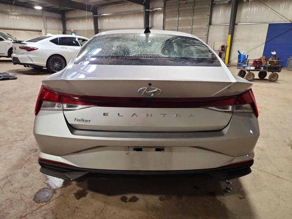 2021 HYUNDAI ELANTRA SE 6