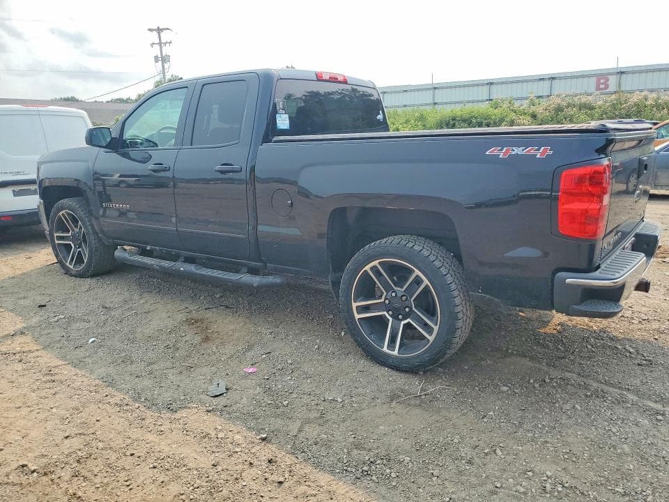 2017 CHEVROLET SILVERADO K1500 LT 2