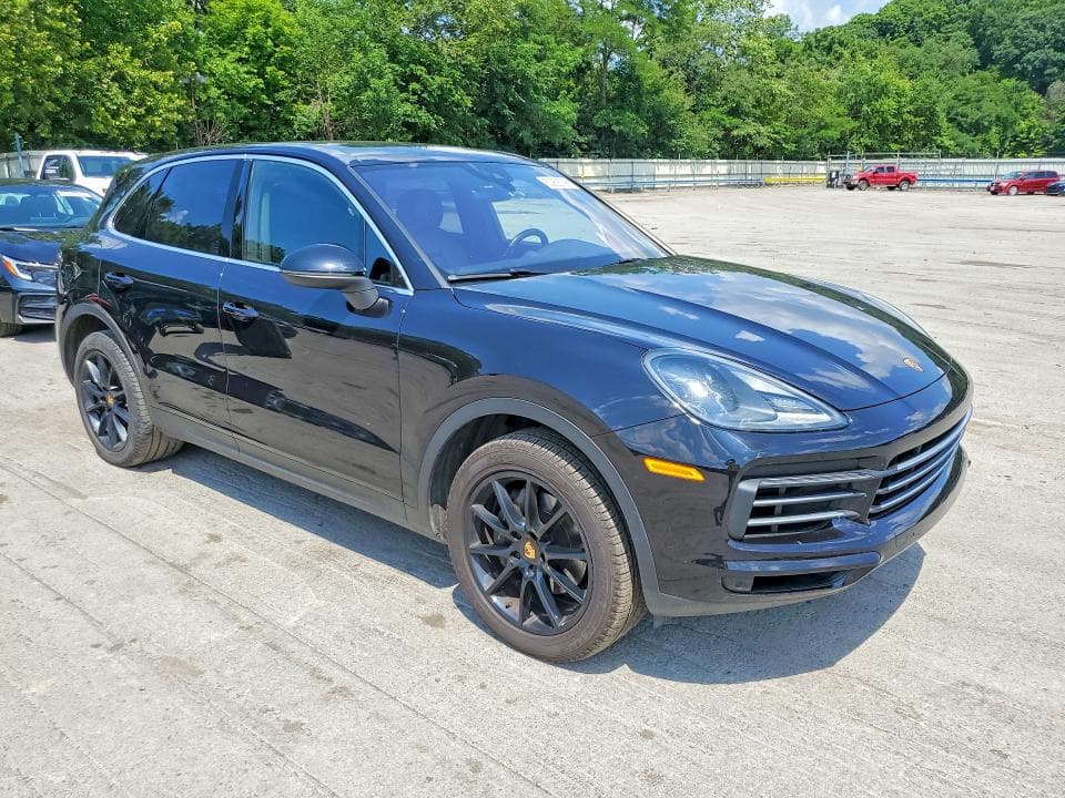 2019 PORSCHE CAYENNE 4