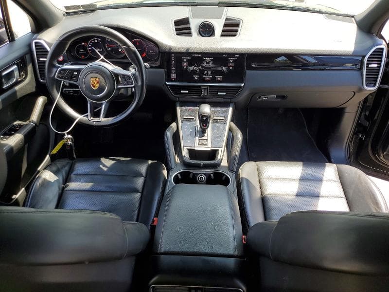 2019 PORSCHE CAYENNE 8