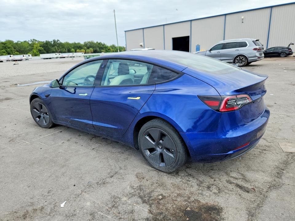 2022 TESLA MODEL 3 2
