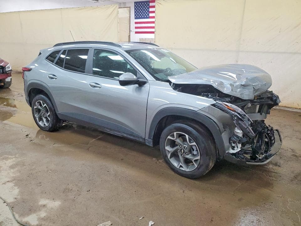 2025 CHEVROLET TRAX 1LT 4
