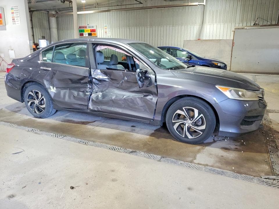 2017 HONDA ACCORD LX 4