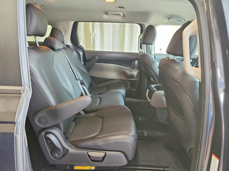 2026 KIA CARNIVAL LXS 11