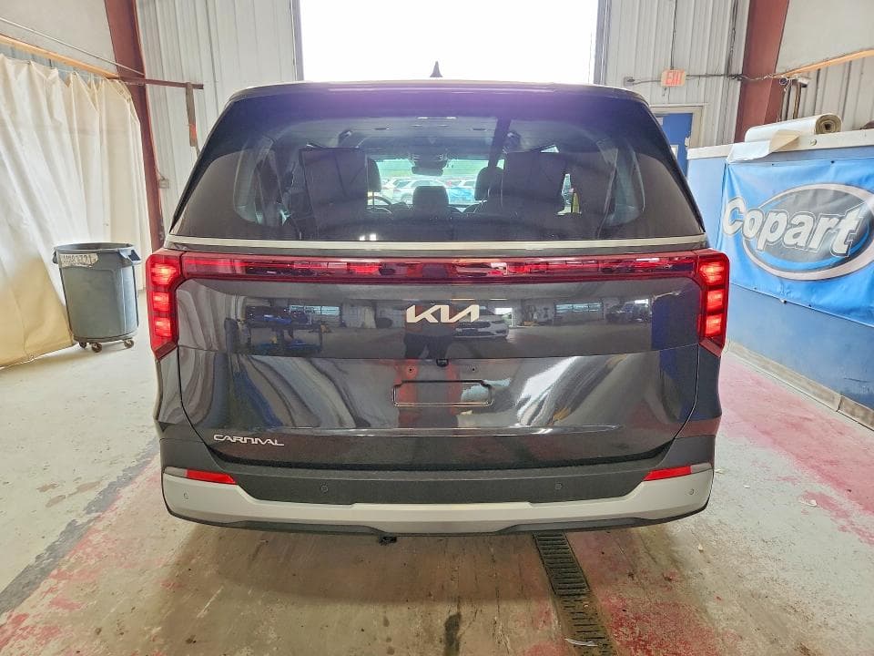 2026 KIA CARNIVAL LXS 6