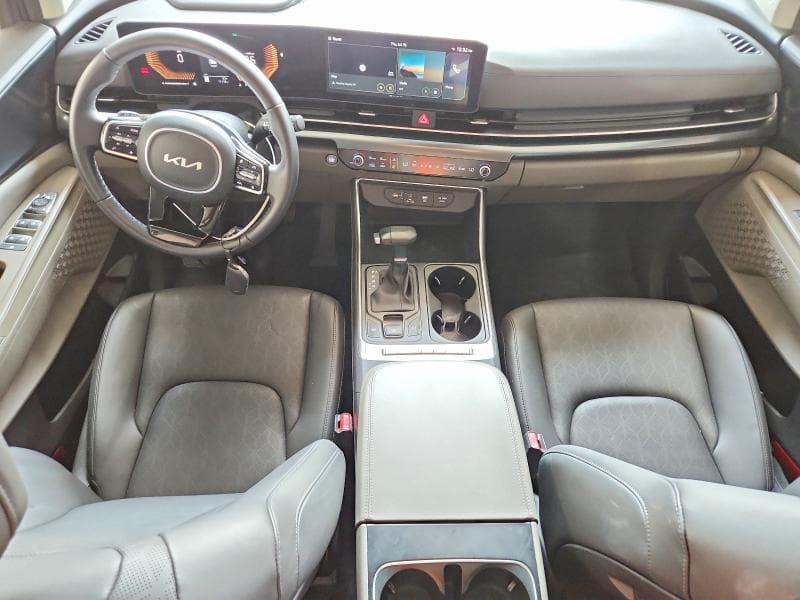 2026 KIA CARNIVAL LXS 8