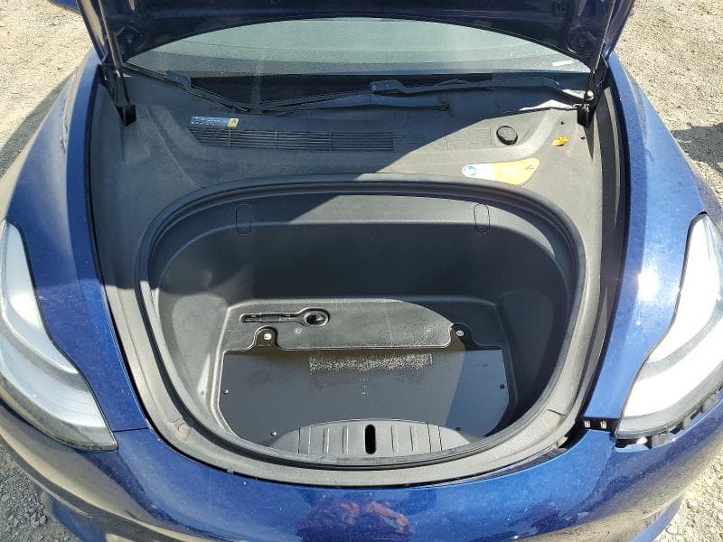 2018 TESLA MODEL 3 11