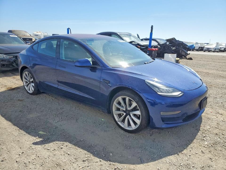 2018 TESLA MODEL 3 4