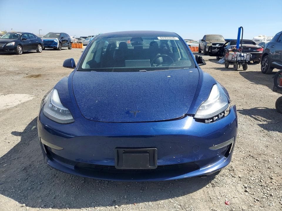 2018 TESLA MODEL 3 5