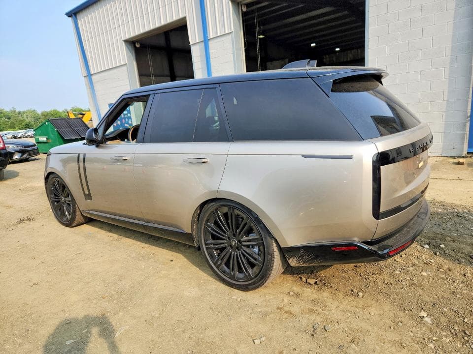 2025 LAND ROVER RANGE ROVER SE 2