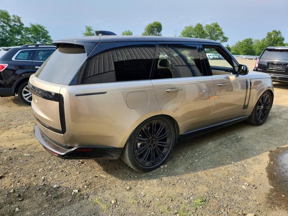 2025 LAND ROVER RANGE ROVER SE 3