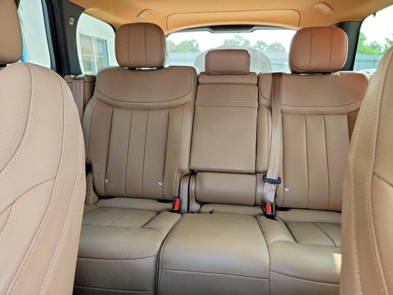 2025 LAND ROVER RANGE ROVER SE 10