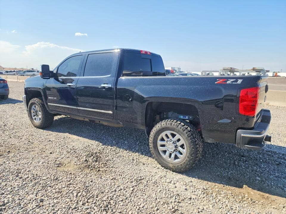 2019 CHEVROLET SILVERADO K3500 LTZ 2