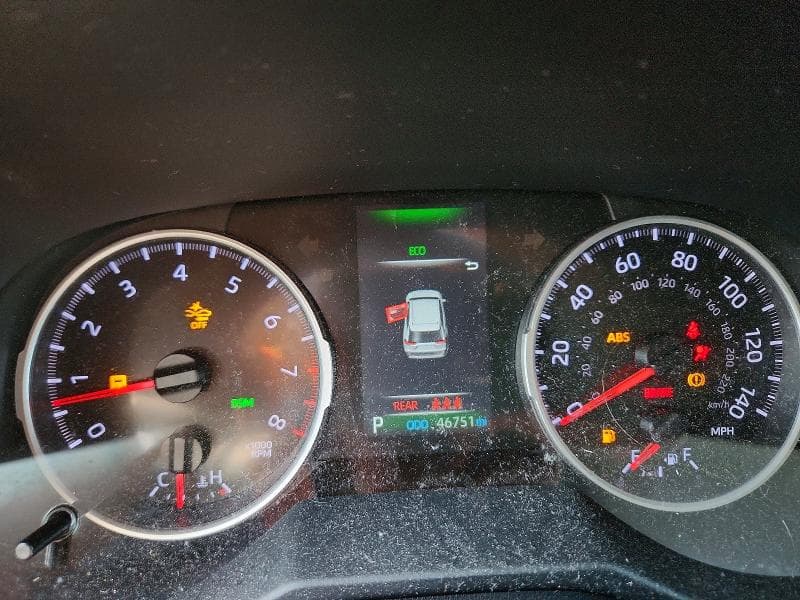 2022 TOYOTA RAV4 XLE 9
